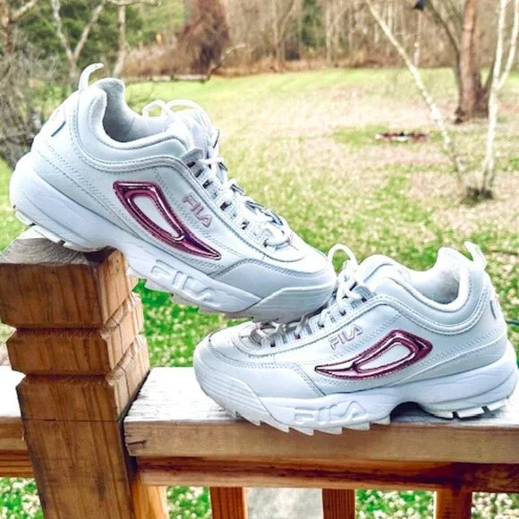 Women's white & metalic pink Fila Sneakers Size 9 - Picture 2 of 10